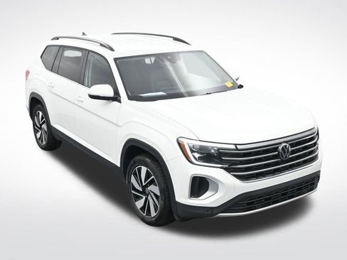 Used 2024 Volkswagen Atlas SE image 23