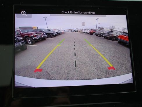 Used 2025 Jeep Grand Cherokee L Altitude image 7