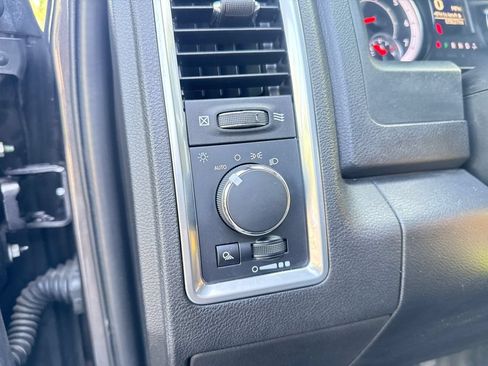 Used 2021 RAM 1500 Warlock AWD/4WD image 13