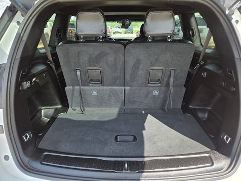 Used 2025 Jeep Grand Cherokee L Altitude AWD/4WD image 30