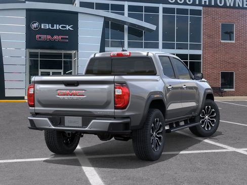 New 2026 GMC Canyon Denali image 4