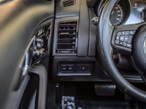 Used 2016 Jaguar F-TYPE Convertible RWD image 30