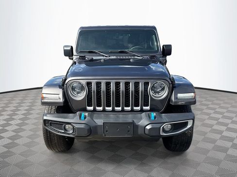 Used 2023 Jeep Wrangler Unlimited Sahara w/ Cold Weather Group AWD/4WD image 2