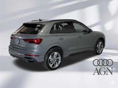 New 2025 Audi Q3 2.0T Premium image 8