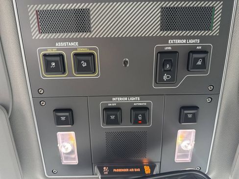 Used 2024 INEOS Grenadier AWD/4WD image 37