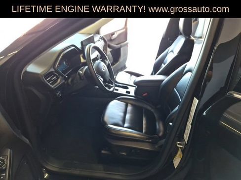 Used 2024 Ford Escape Platinum AWD/4WD image 15