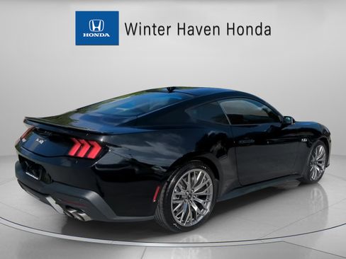 Used 2025 Ford Mustang GT Premium image 28