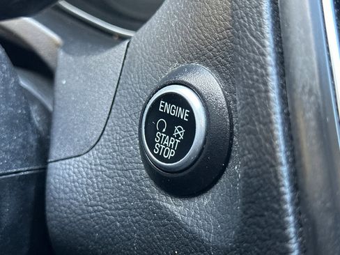 Used 2016 Ford Focus Titanium image 33