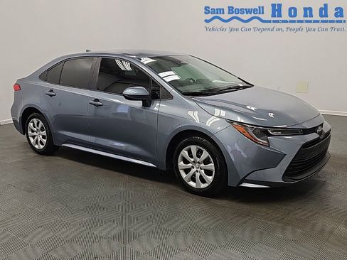 Used 2024 Toyota Corolla LE FWD image 1