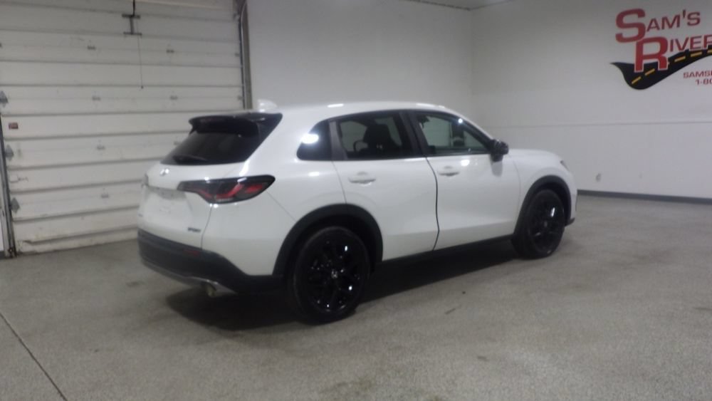 Used 2024 Honda HR-V Sport image 4