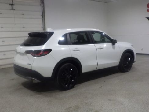 Used 2024 Honda HR-V Sport image 4