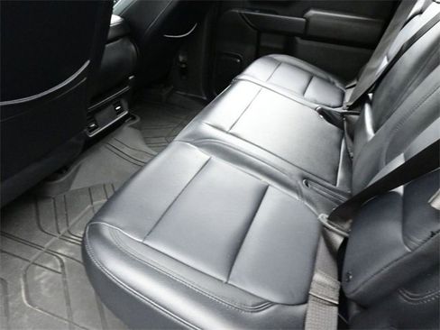 Used 2023 Chevrolet Silverado 2500 Custom w/ Custom Value Package image 15