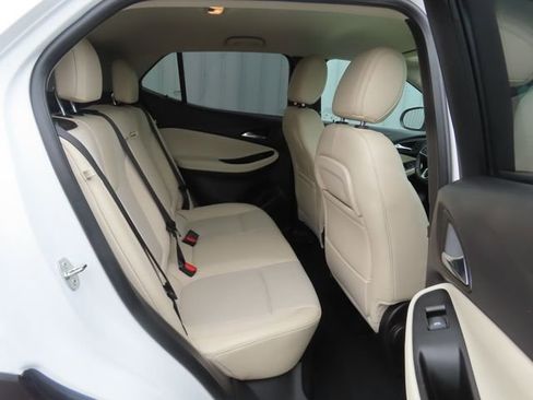 Used 2023 Buick Encore GX Select FWD image 27