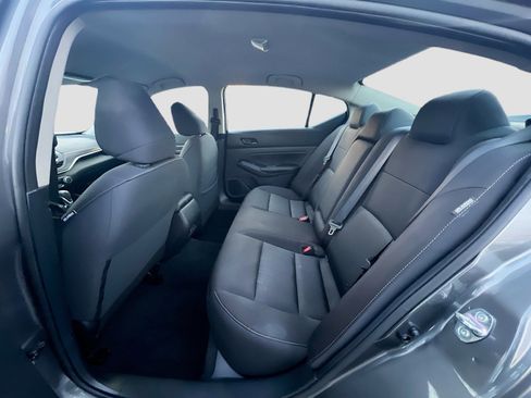 Used 2024 Nissan Altima 2.5 SV image 23