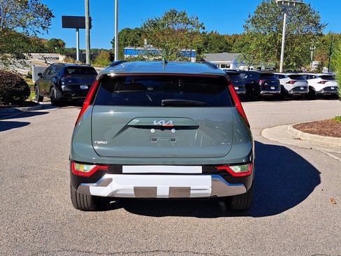 New 2025 Kia Niro EX Touring image 5