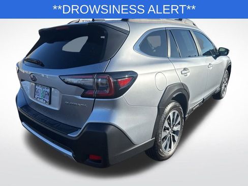 Used 2025 Subaru Outback Limited image 7