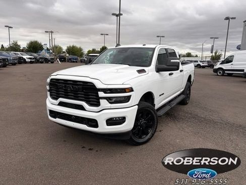 Used 2026 RAM 2500 Big Horn AWD/4WD image 1