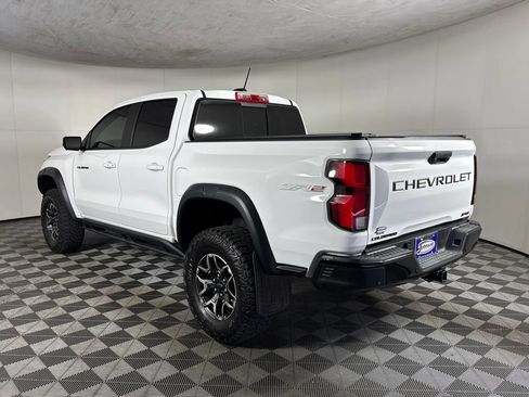 Certified 2023 Chevrolet Colorado ZR2 w/ ZR2 Convenience Package III AWD/4WD image 8