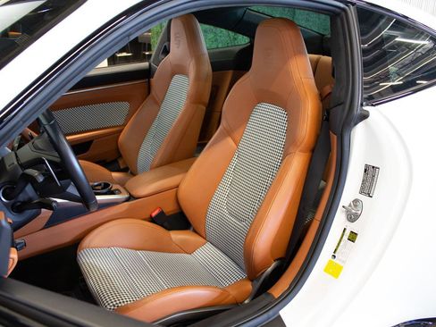 Used 2023 Porsche 911 Turbo S image 4