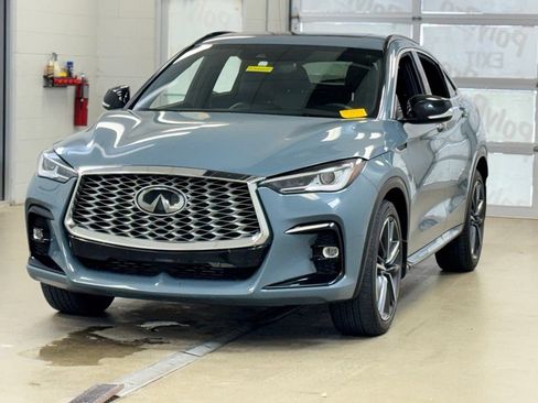 Used 2023 INFINITI QX55 Luxe w/ Cargo Package AWD/4WD image 3