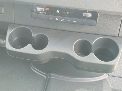 New 2024 Mercedes-Benz Sprinter 2500 image 12