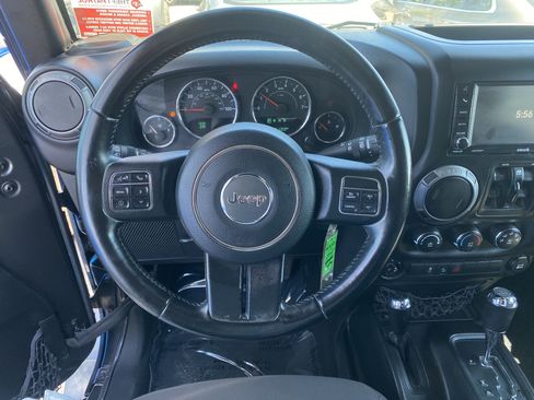 Used 2017 Jeep Wrangler Unlimited Sport w/ Quick Order Package 24S AWD/4WD image 15
