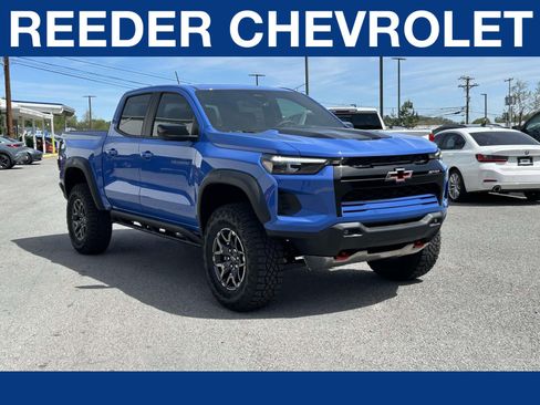New 2026 Chevrolet Colorado ZR2 w/ Technology Package AWD/4WD image 1