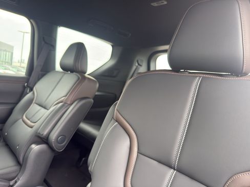 New 2026 Nissan Armada SL w/ Captain's Chari Seat Package AWD/4WD image 34