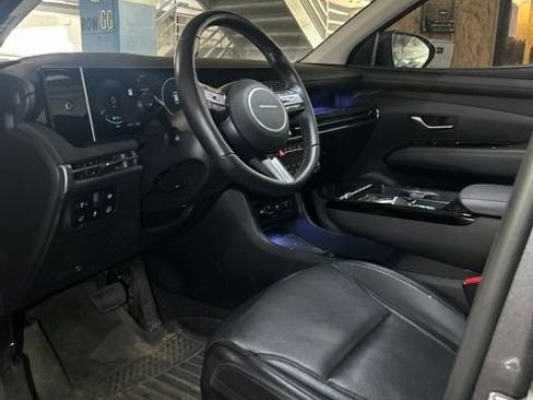 Used 2025 Hyundai Tucson Limited AWD/4WD image 8