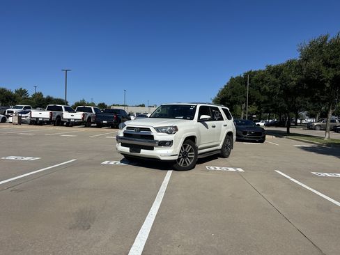 Used 2021 Toyota 4Runner Limited RWD image 1