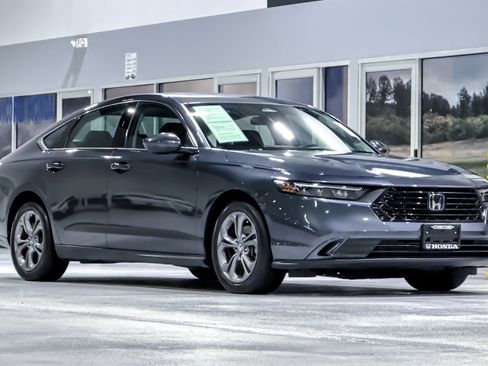 Used 2024 Honda Accord EX image 6