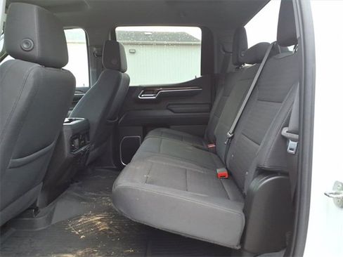 Used 2022 Chevrolet Silverado 1500 LT image 9