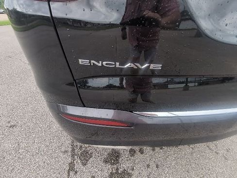 Used 2023 Buick Enclave Essence w/ LPO, Floor Liner Package FWD image 8