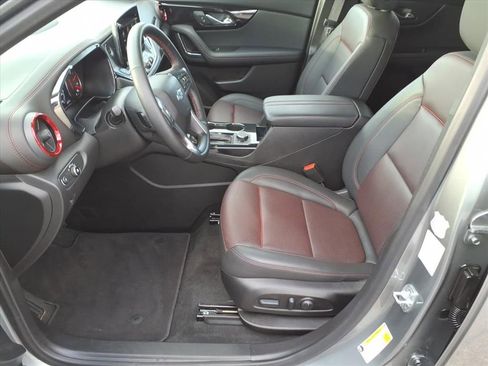 Used 2025 Chevrolet Blazer RS image 11
