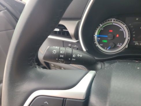 Used 2023 Toyota Highlander Bronze Edition image 23