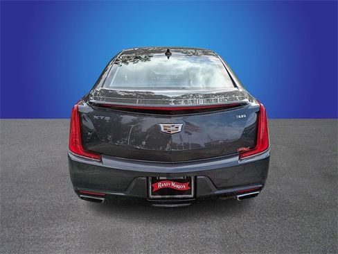 Used 2019 Cadillac XTS Luxury image 4