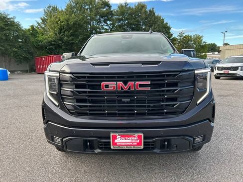 New 2026 GMC Sierra 1500 Elevation w/ Elevation Premium Package image 9