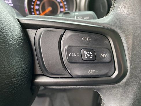 Certified 2023 Jeep Wrangler Willys image 19