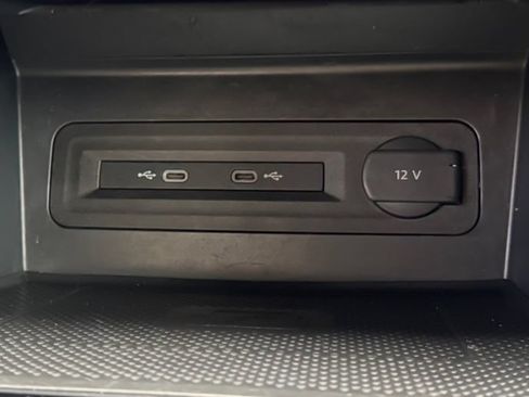 Used 2023 Volkswagen Atlas SE AWD/4WD image 26
