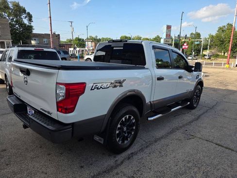 Used 2017 Nissan Titan PRO-4X w/ Pro-4x Convenience Package AWD/4WD image 8