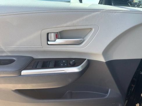 Used 2021 Toyota Sienna XLE FWD image 14