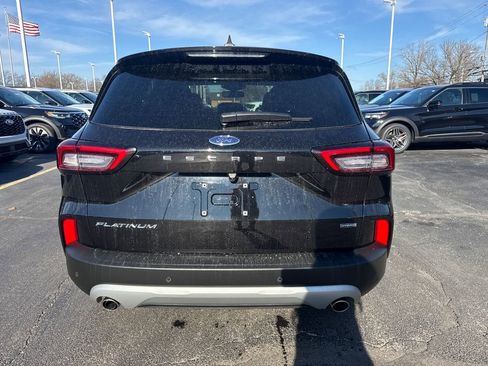 Used 2025 Ford Escape Platinum w/ Premium Technology Package image 8