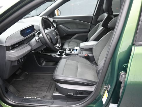 Used 2025 Ford Mustang Mach-E GT image 17