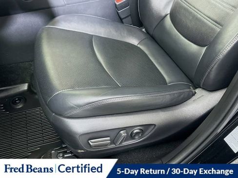 Used 2021 Toyota RAV4 Limited AWD/4WD image 21