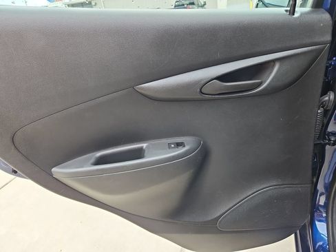 Used 2022 Chevrolet Spark LT FWD image 23