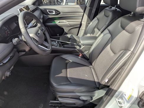 New 2026 Jeep Compass Latitude image 12