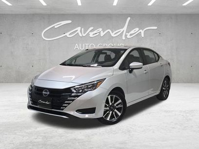 Used 2025 Nissan Versa SV w/ Trunk Package