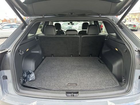 Used 2020 Volkswagen Atlas Cross Sport SEL image 21