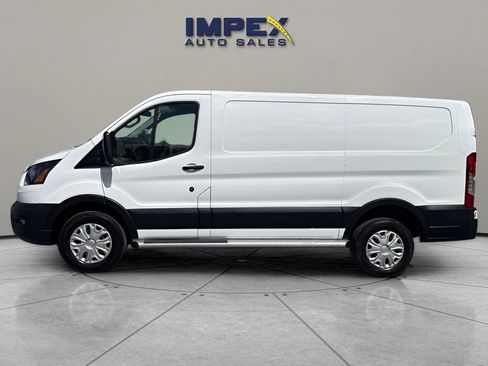Used 2024 Ford Transit 250 Low Roof w/ Exterior Upgrade Package image 2