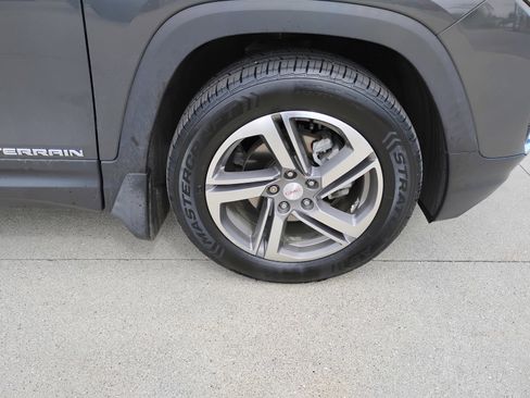 Used 2019 GMC Terrain SLT w/ Preferred Package AWD/4WD image 25